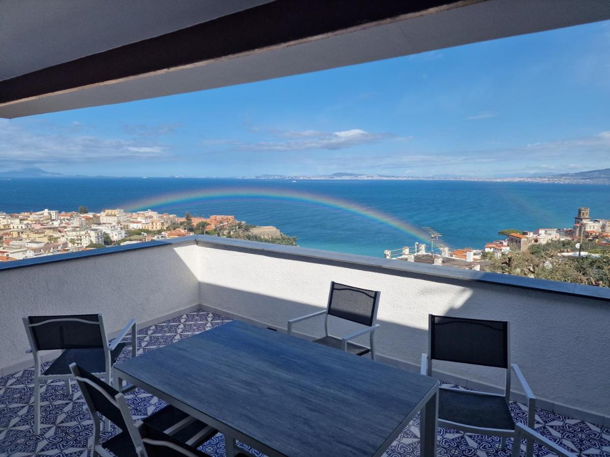 Appartamento In Villa Ariel Vico Equense Buitenkant foto