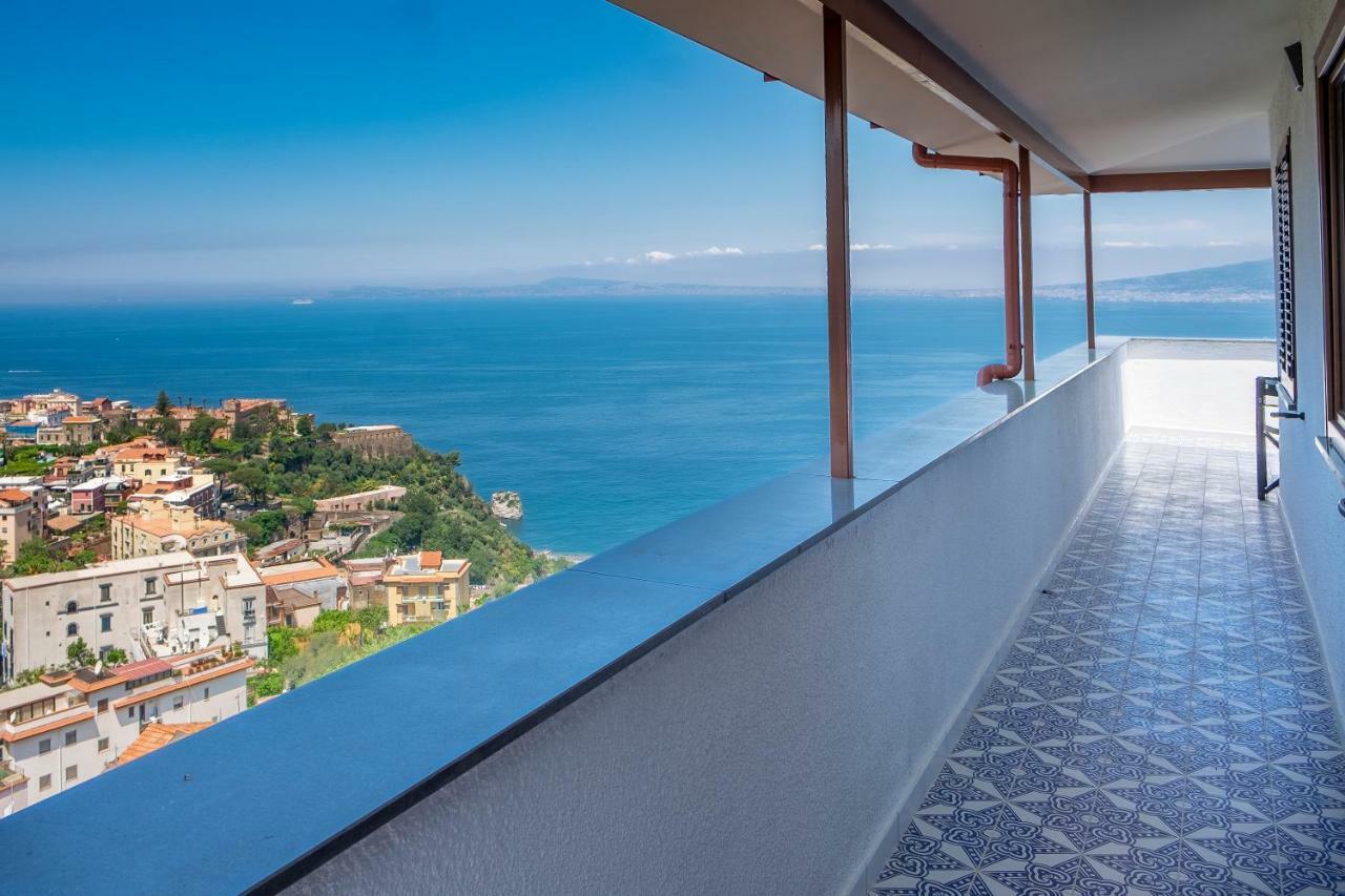 Appartamento In Villa Ariel Vico Equense Buitenkant foto